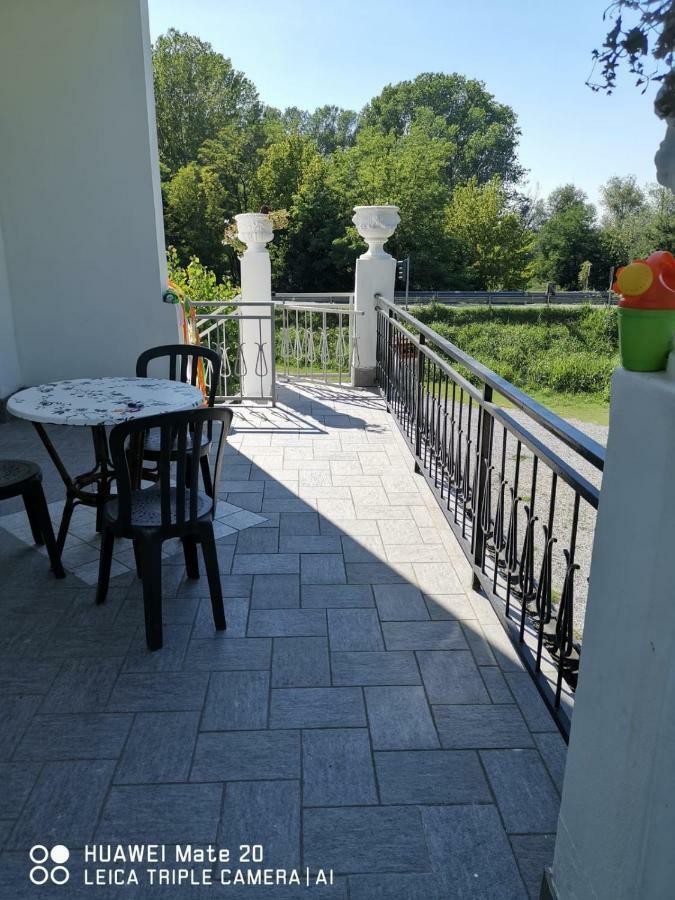 Hotel-Locanda Zanzarina D'Oro Nel Parco Oglio Sud Calvatone Exterior photo